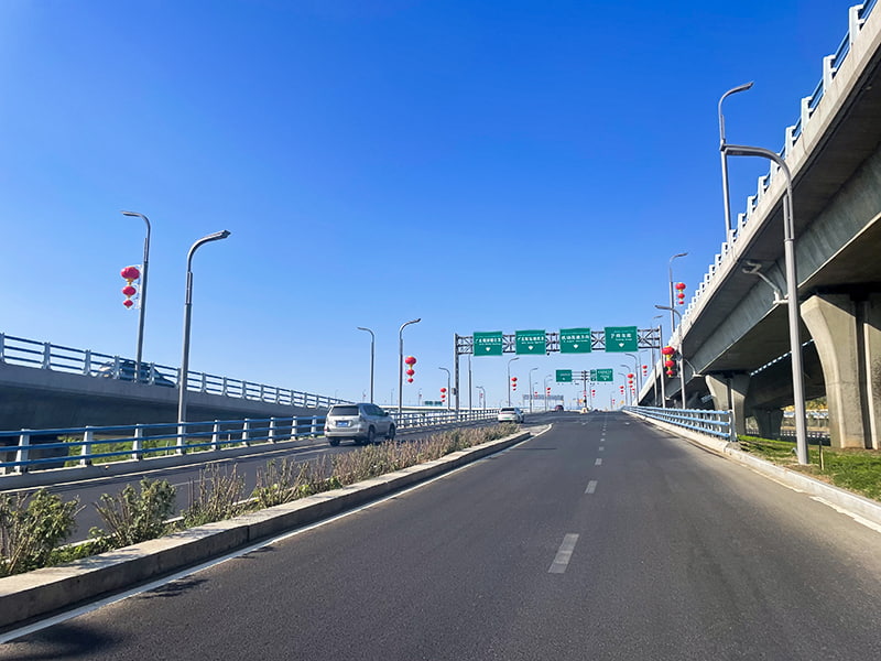 URUMQI AIRPORT, XINJIANG